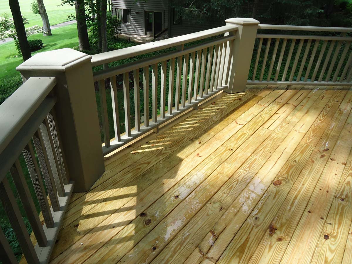 portage michigan custom deck and railing